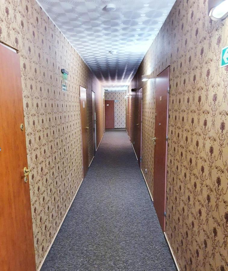 Hotel Magnat Ostrowiec Świętokrzyski Esterno foto