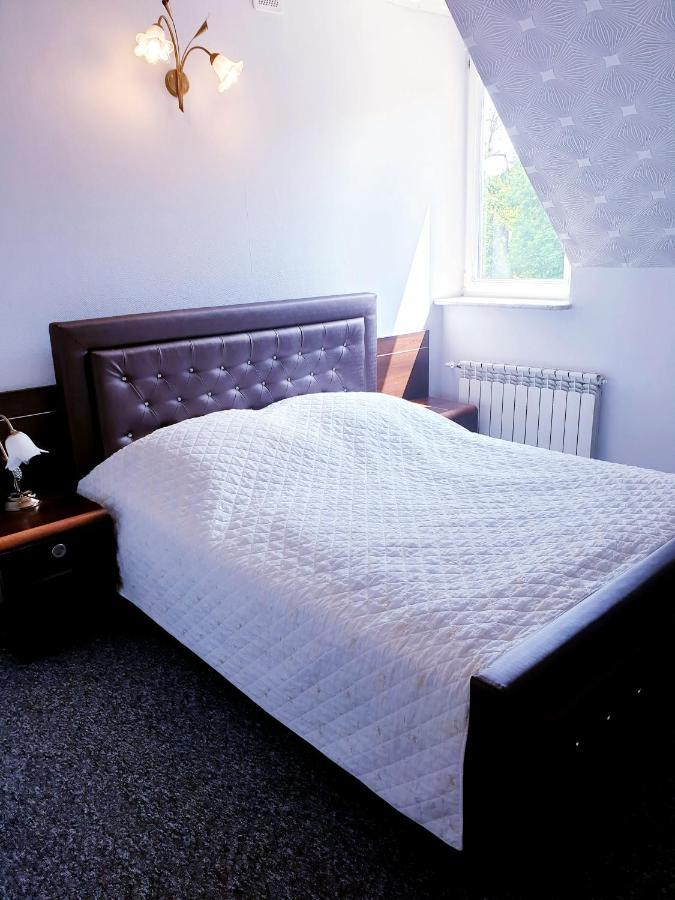 Hotel Magnat Ostrowiec Świętokrzyski Esterno foto