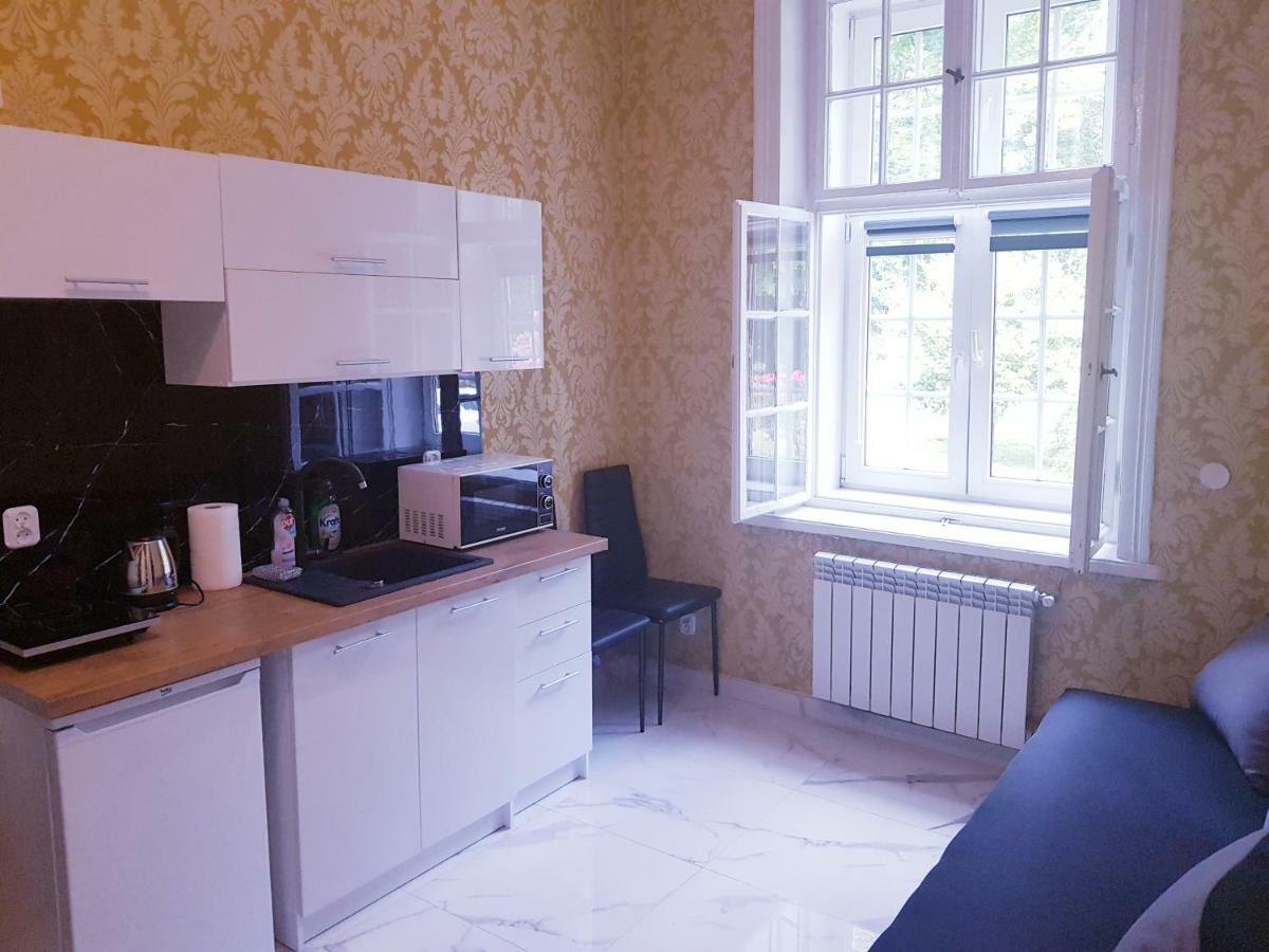Hotel Magnat Ostrowiec Świętokrzyski Esterno foto